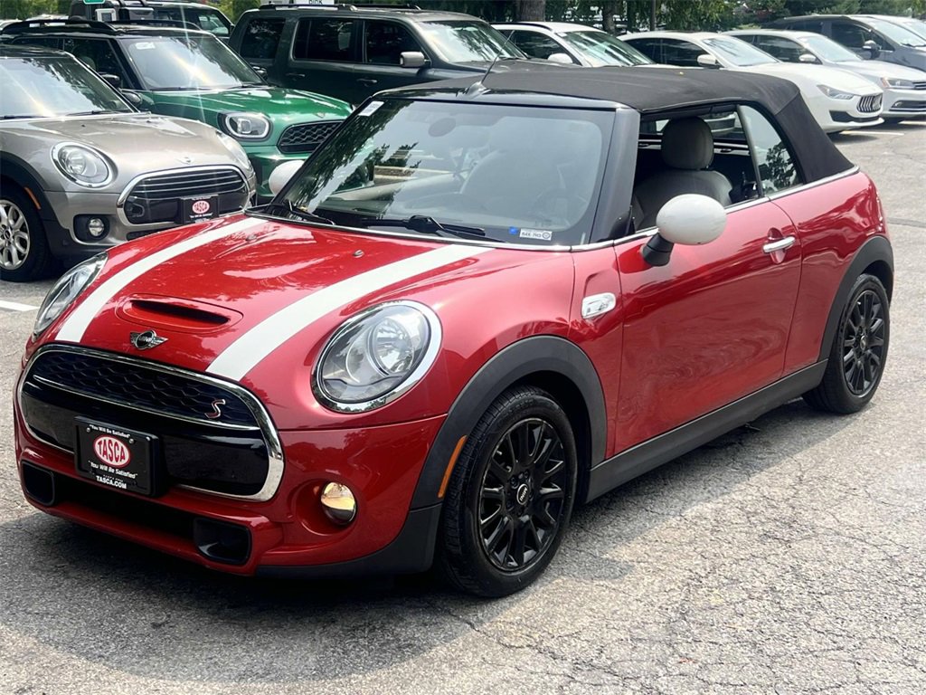 Used 2017 MINI Cooper S image 3