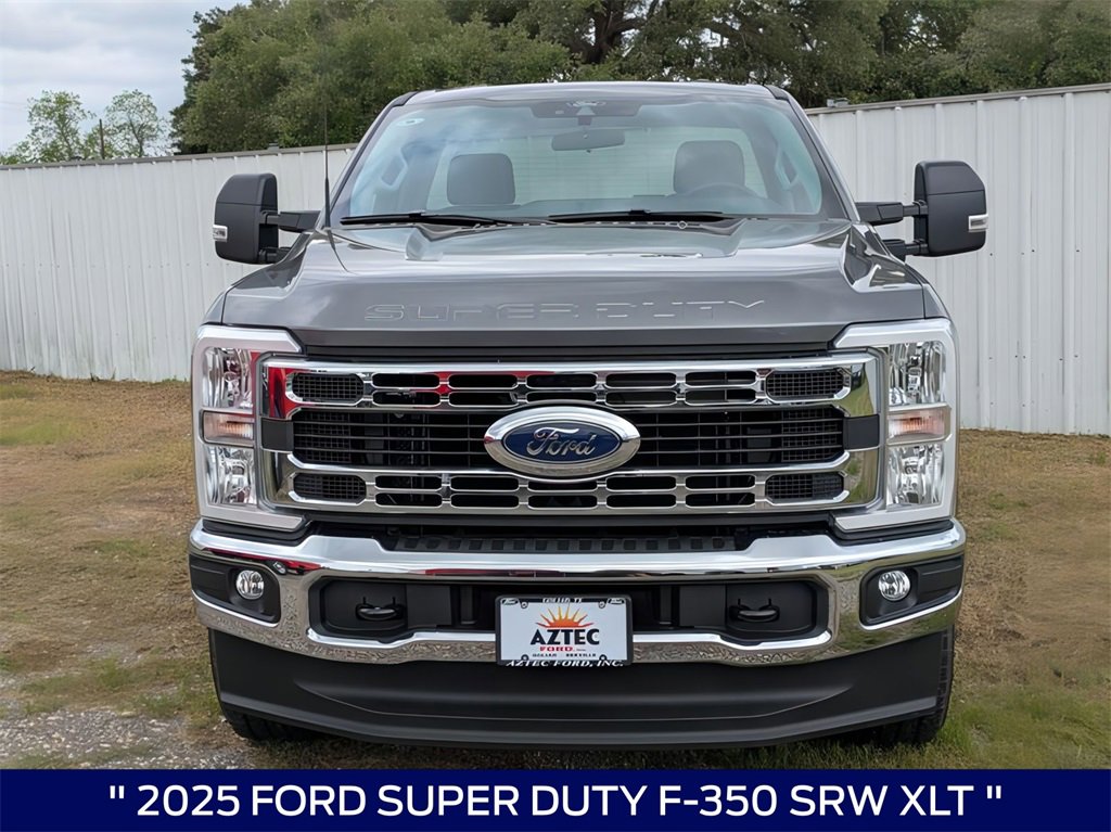 New 2025 Ford F350 XLT w/ FX4 Off-Road Package image 3