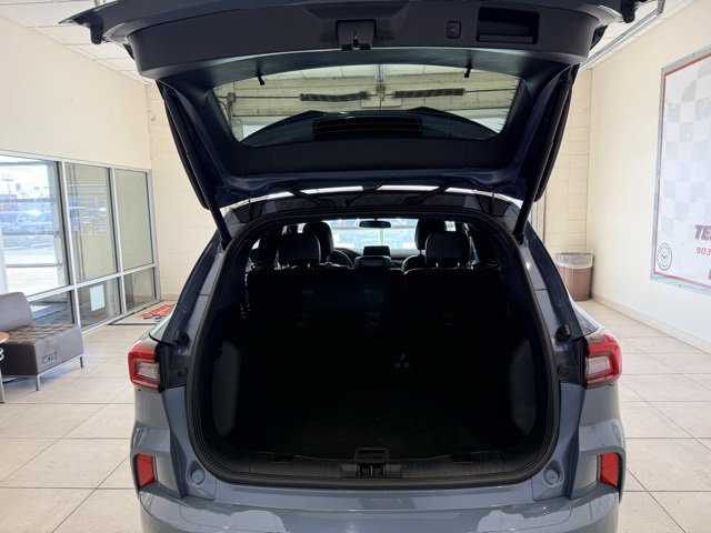 Used 2024 Ford Escape ST-Line image 5