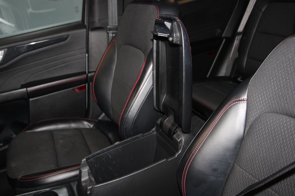 Used 2024 Ford Escape ST-Line w/ Tech Pack #1 FWD image 18
