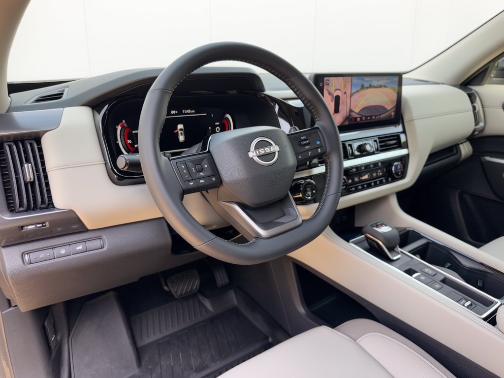 Used 2026 Nissan Pathfinder SL FWD image 4