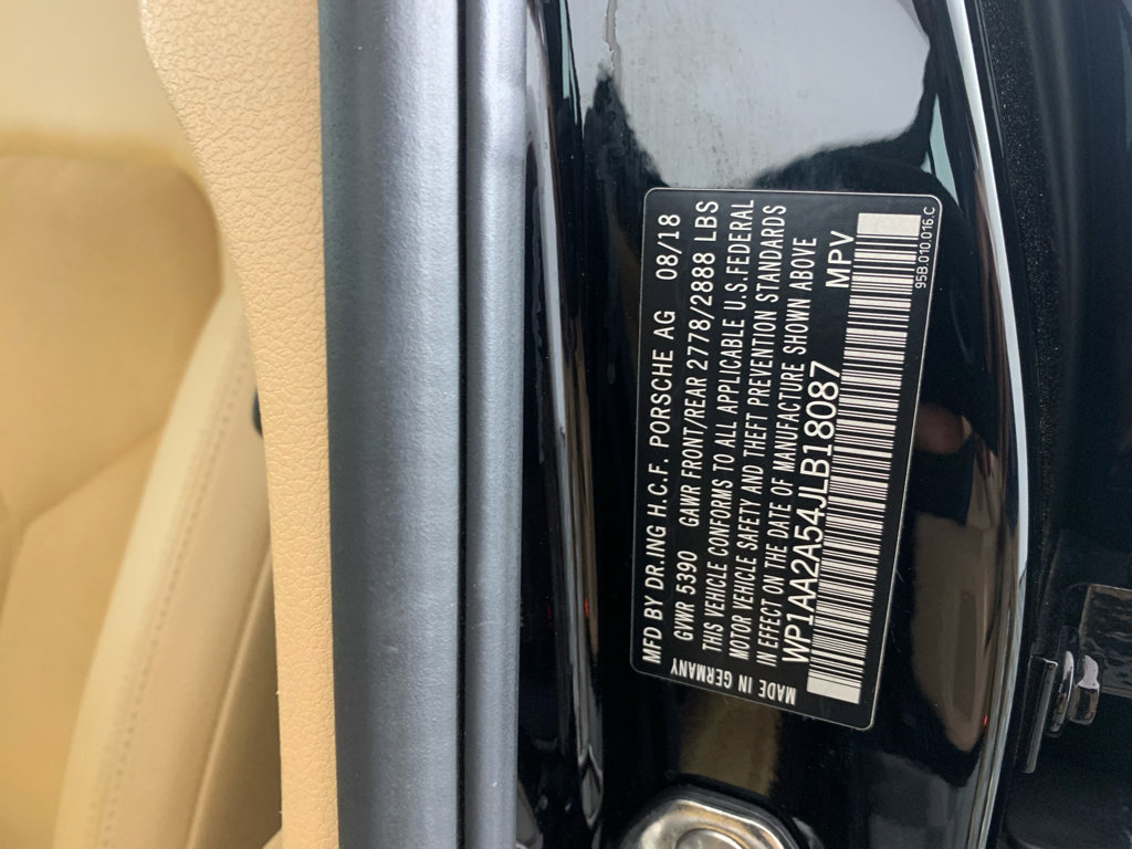 Used 2018 Porsche Macan image 13