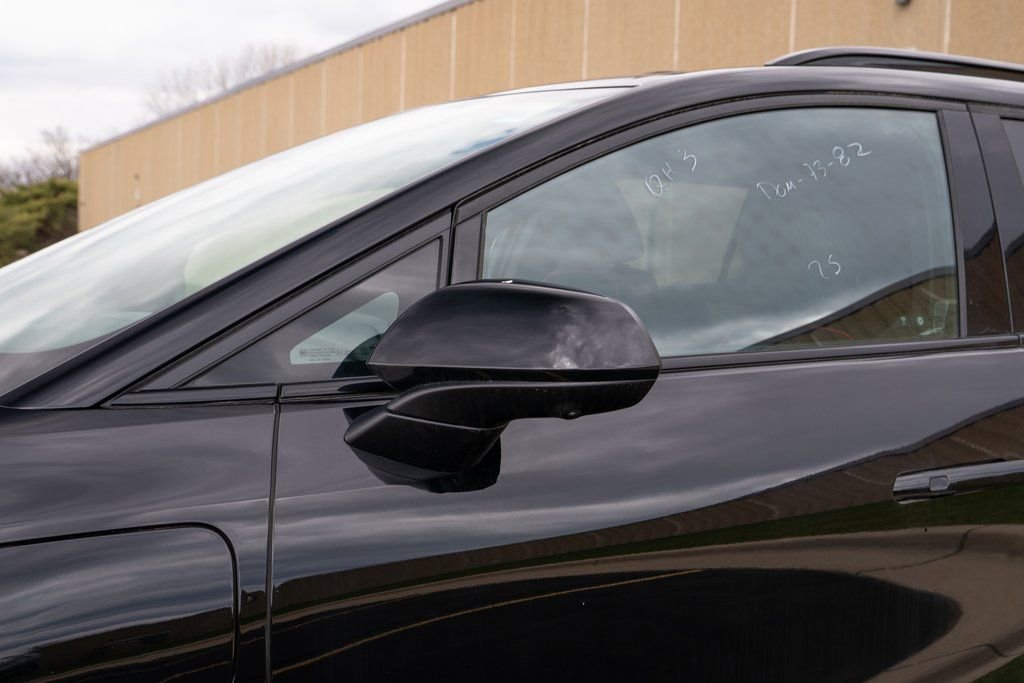 New 2025 Chevrolet Equinox EV RS w/ Active Safety Package 3 image 9