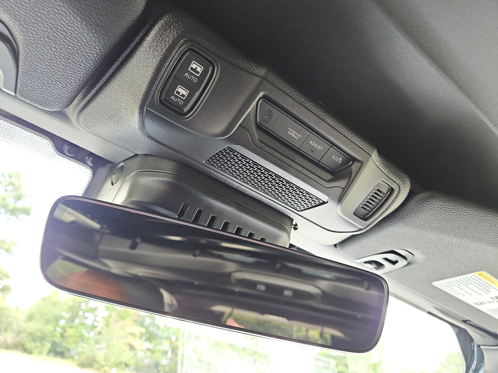 New 2025 Jeep Wrangler Unlimited Rubicon image 30