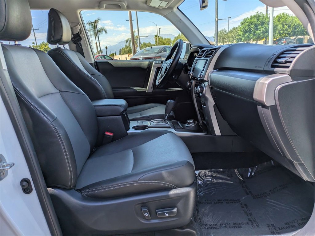 Used 2024 Toyota 4Runner SR5 Premium image 32