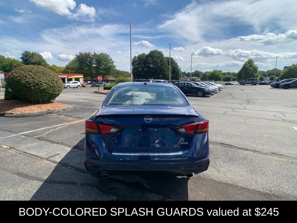Used 2023 Nissan Altima 2.5 SR AWD/4WD image 5