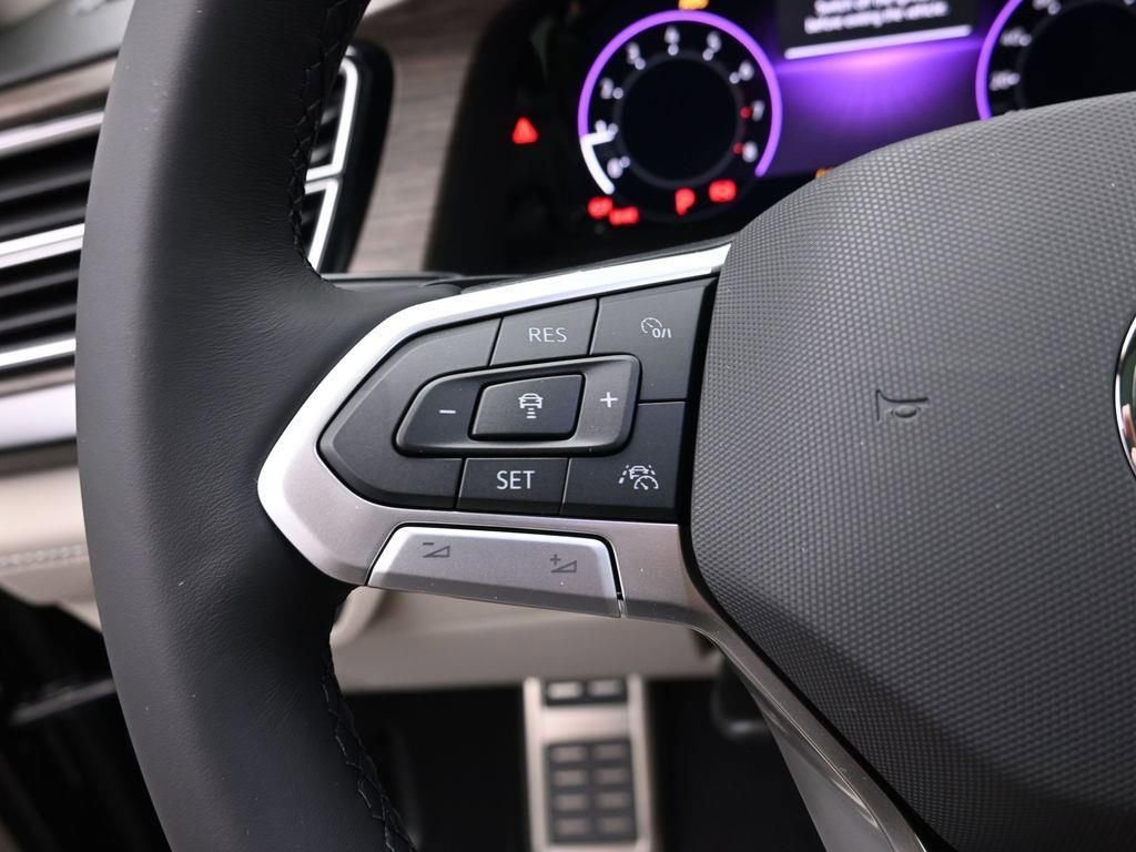 New 2026 Volkswagen Atlas SEL Premium R-Line image 13