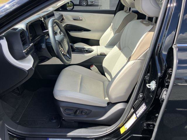 Certified 2026 Toyota Crown w/ Advanced Technology Package AWD/4WD image 15
