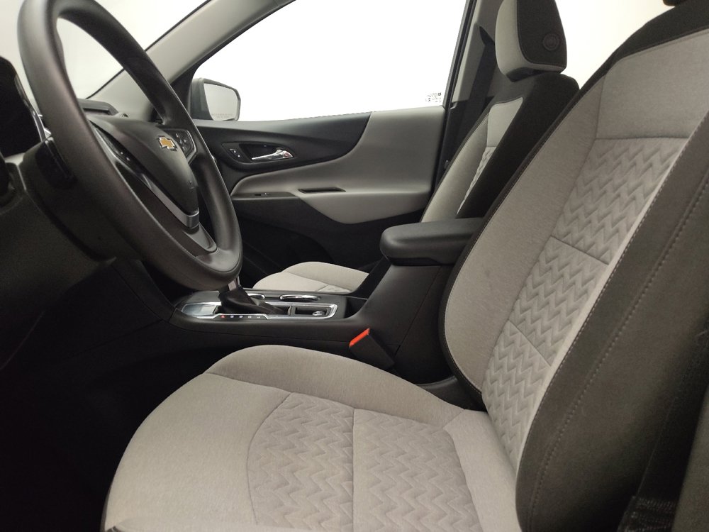 Used 2024 Chevrolet Equinox LS w/ LPO, Cargo Package image 17