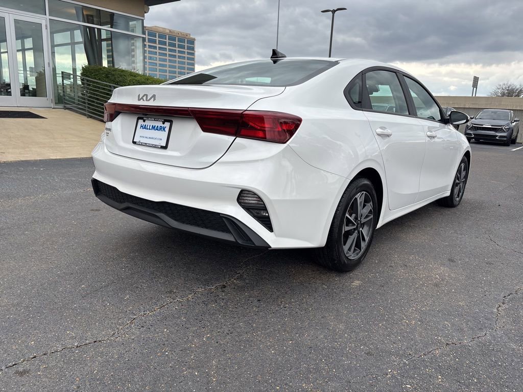 Used 2024 Kia Forte LXS image 5