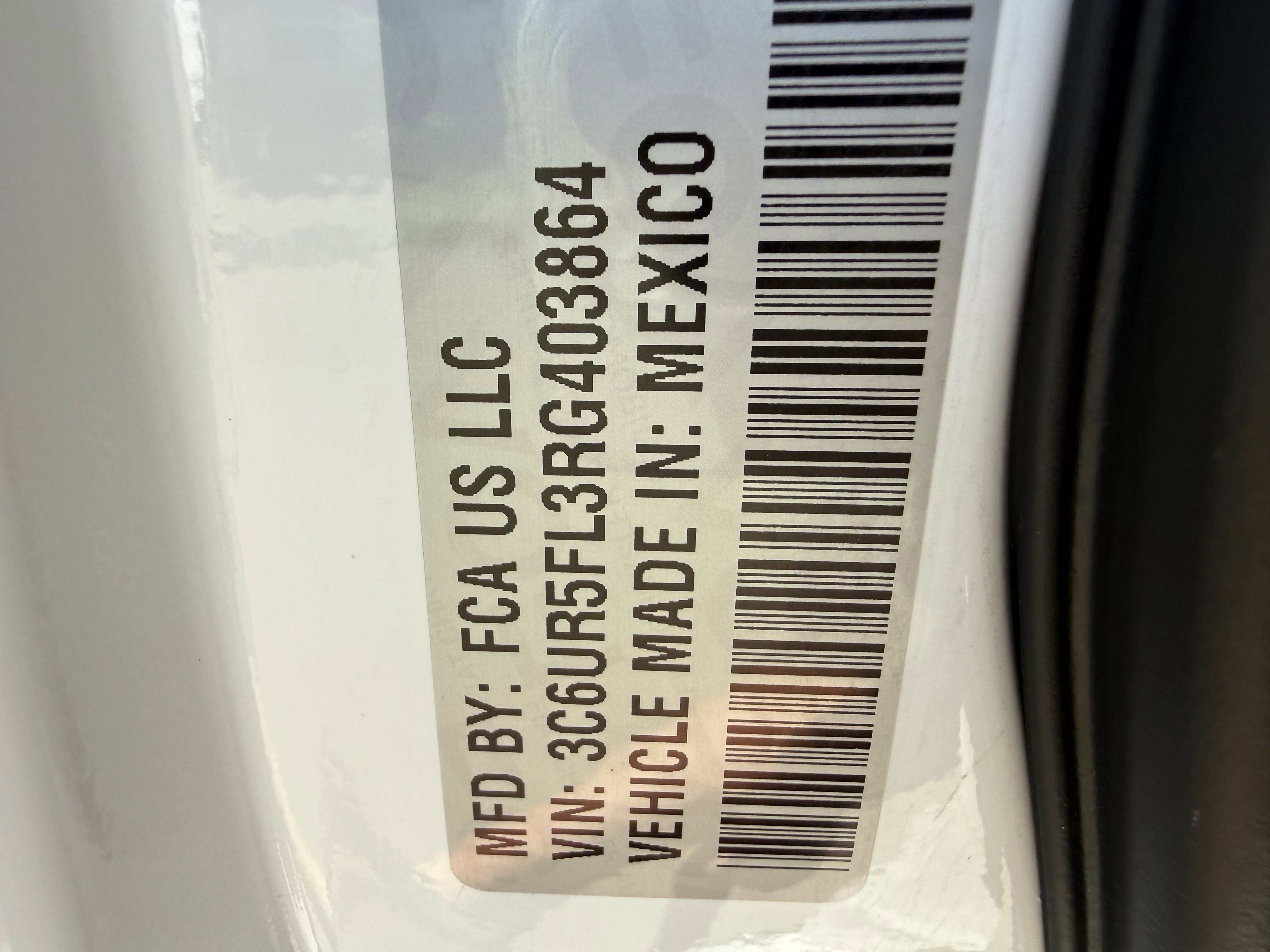 Used 2024 RAM 2500 Laramie image 34