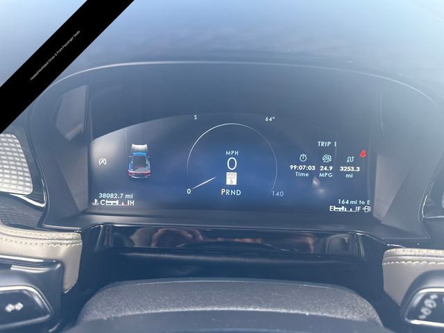 Used 2023 Lincoln Corsair AWD w/ Equipment Group 101A image 20