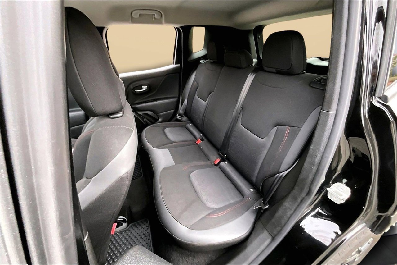 Certified 2023 Jeep Renegade Trailhawk image 21