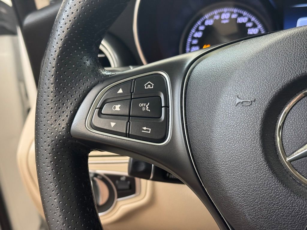 Used 2017 Mercedes-Benz C 300 4MATIC Sedan image 34