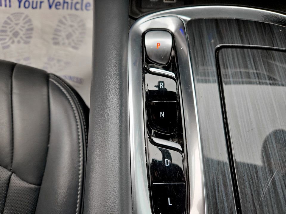 Used 2024 Buick Enclave Premium image 28