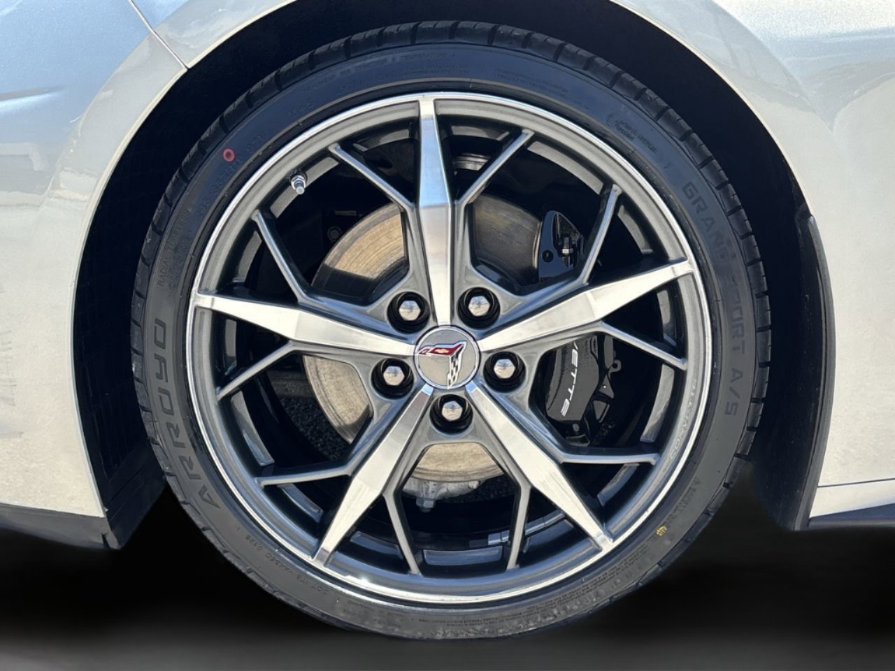 Used 2022 Chevrolet Corvette Stingray Coupe w/ 1LT RWD image 27