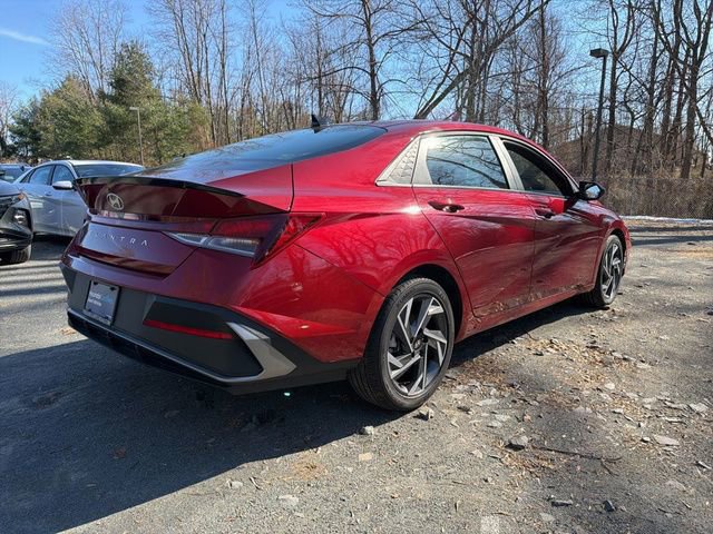 Certified 2025 Hyundai Elantra Sport image 4