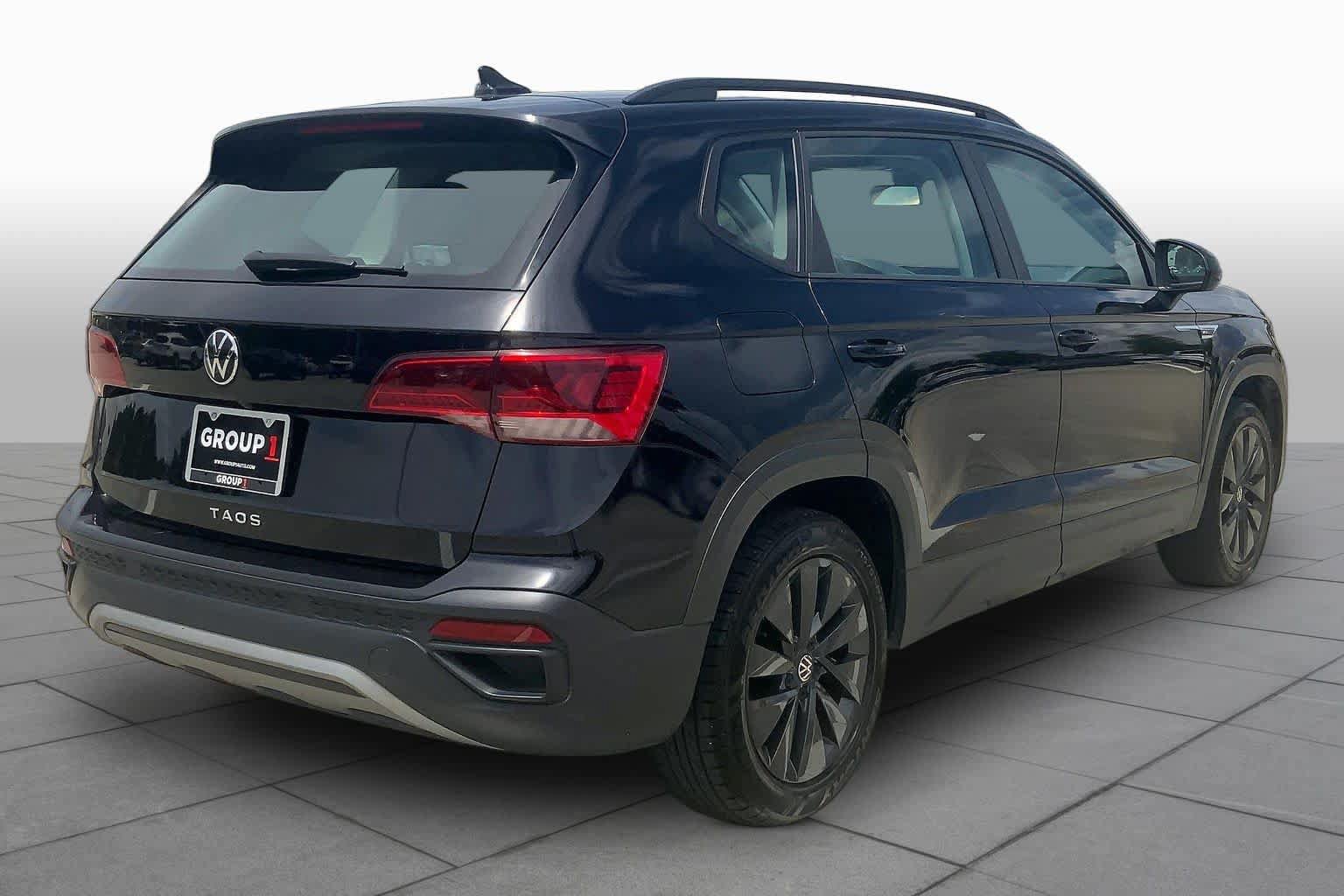 Used 2024 Volkswagen Taos S FWD image 13