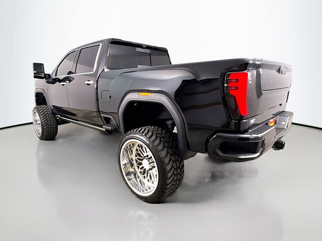 Used 2024 GMC Sierra 2500 Denali Ultimate image 6