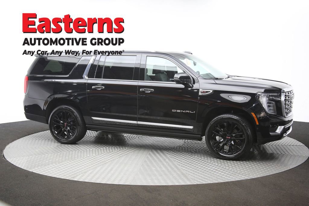 Used 2025 GMC Yukon XL Denali w/ Denali Reserve Package image 54
