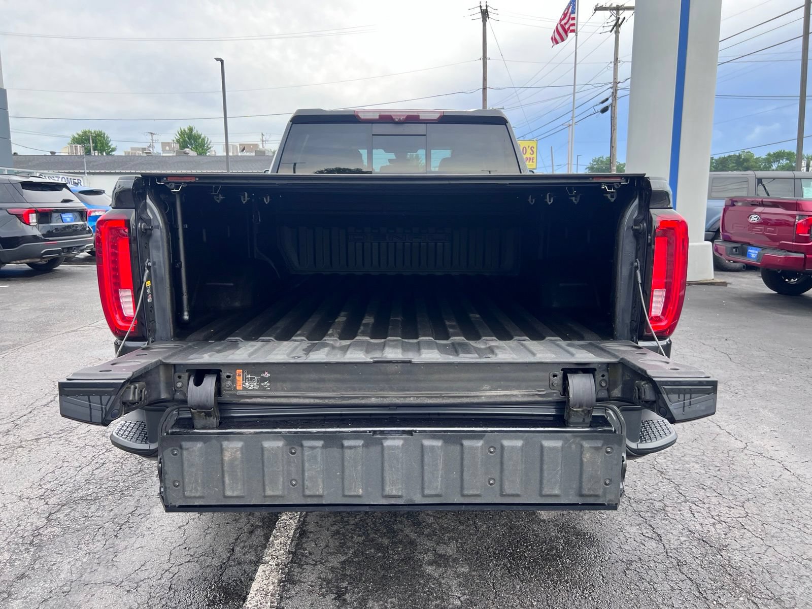 Used 2020 GMC Sierra 2500 Denali w/ Denali Ultimate Package AWD/4WD image 12