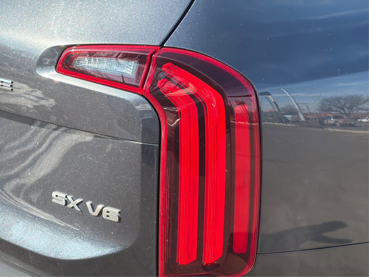 Used 2020 Kia Telluride SX image 32