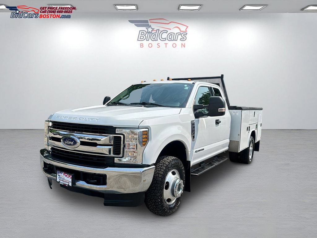 Used 2018 Ford F350 XLT w/ XLT Value Package AWD/4WD image 1
