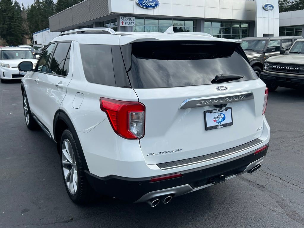 Certified 2022 Ford Explorer Platinum w/ Equipment Group 601A image 9