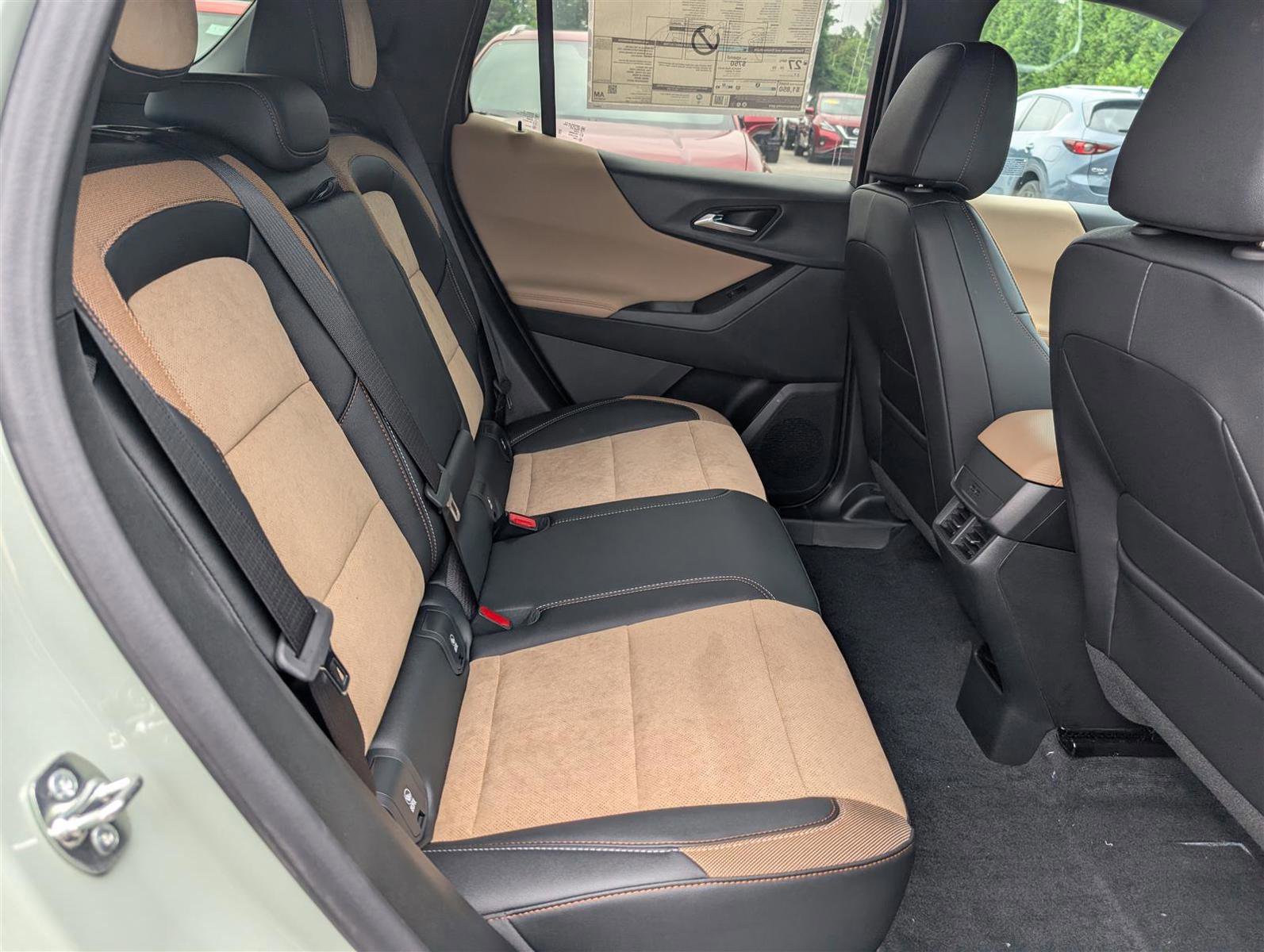 New 2026 Chevrolet Equinox ACTIV image 9