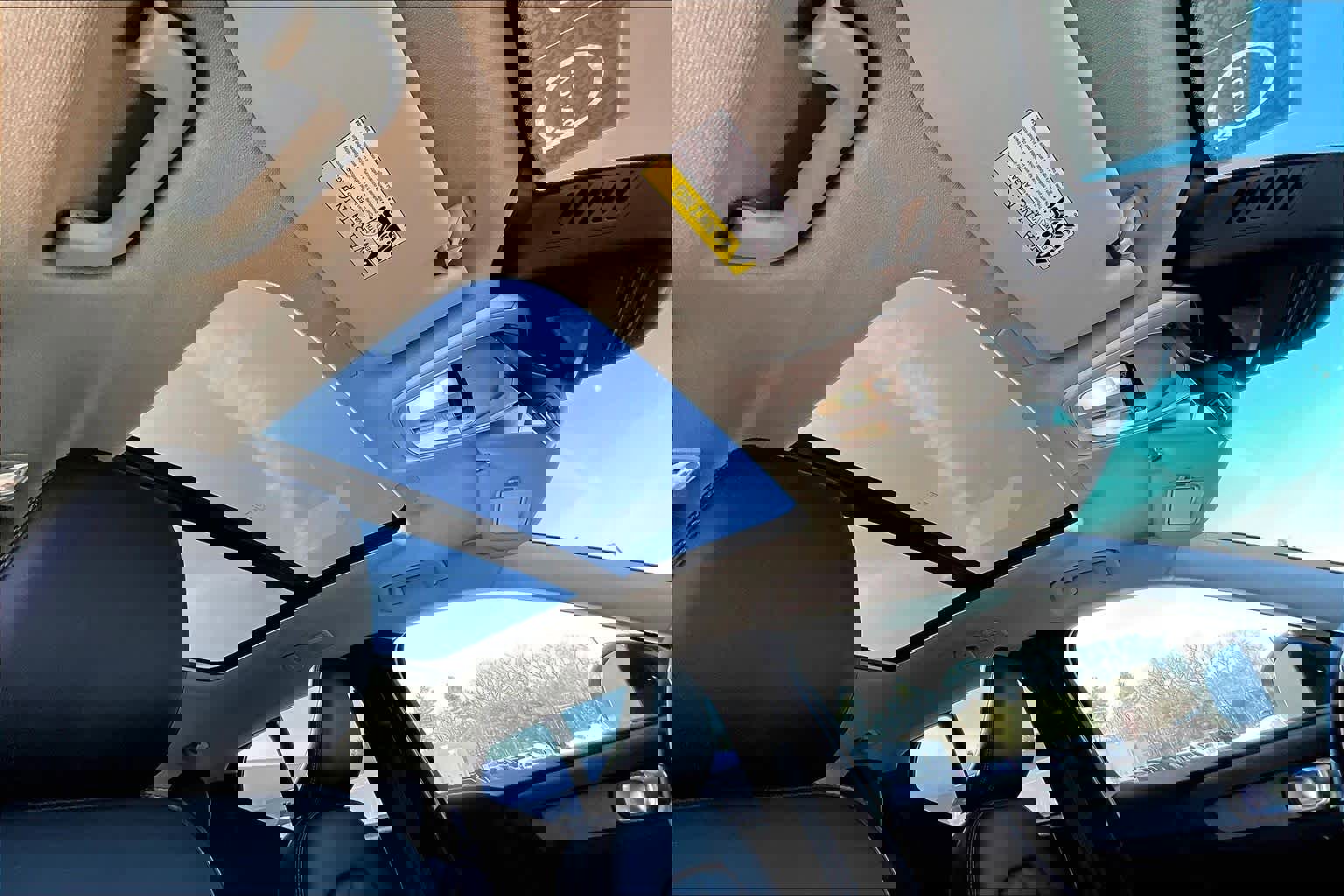 Certified 2024 Volvo XC40 B5 Plus w/ Protection Package Premier image 14