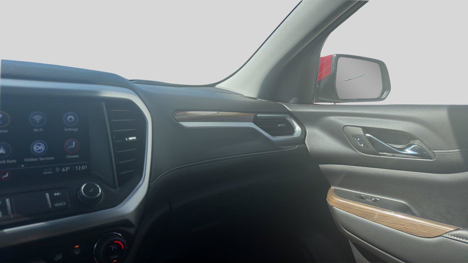 Used 2023 GMC Acadia SLE w/ Driver Convenience Package FWD image 11