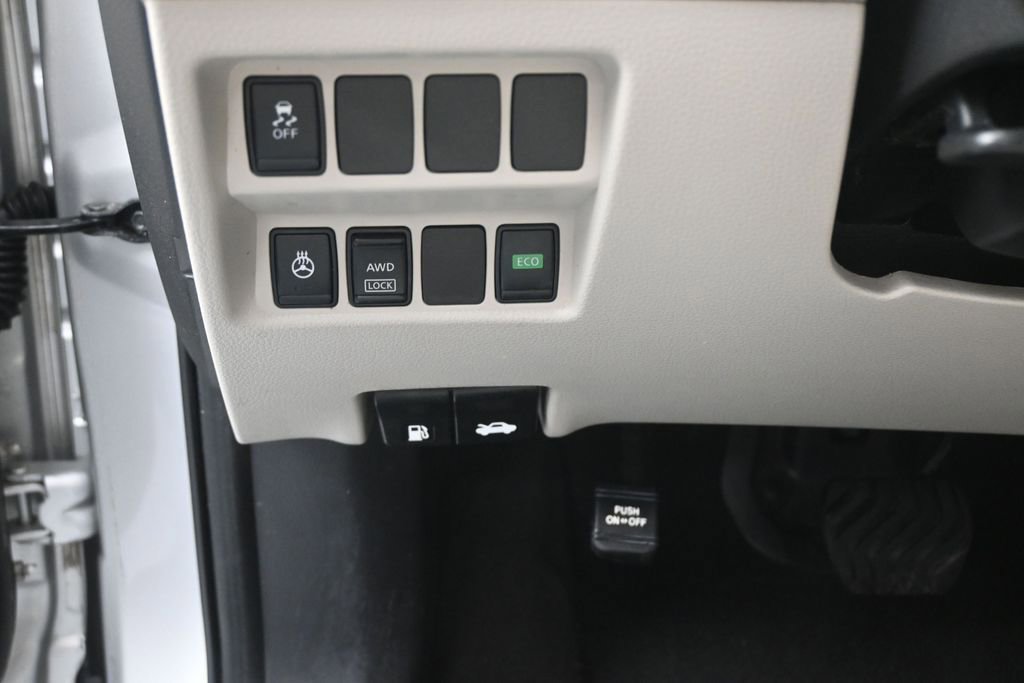 Used 2018 Nissan Rogue Sport SL AWD/4WD image 21