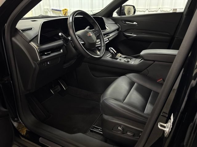 Used 2024 Cadillac XT4 Sport AWD/4WD image 34