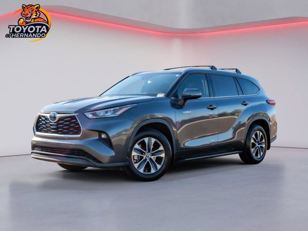 Used 2020 Toyota Highlander XLE