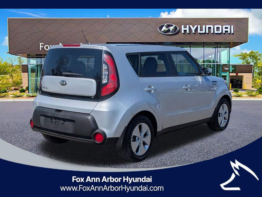 Used 2015 Kia Soul FWD image 5