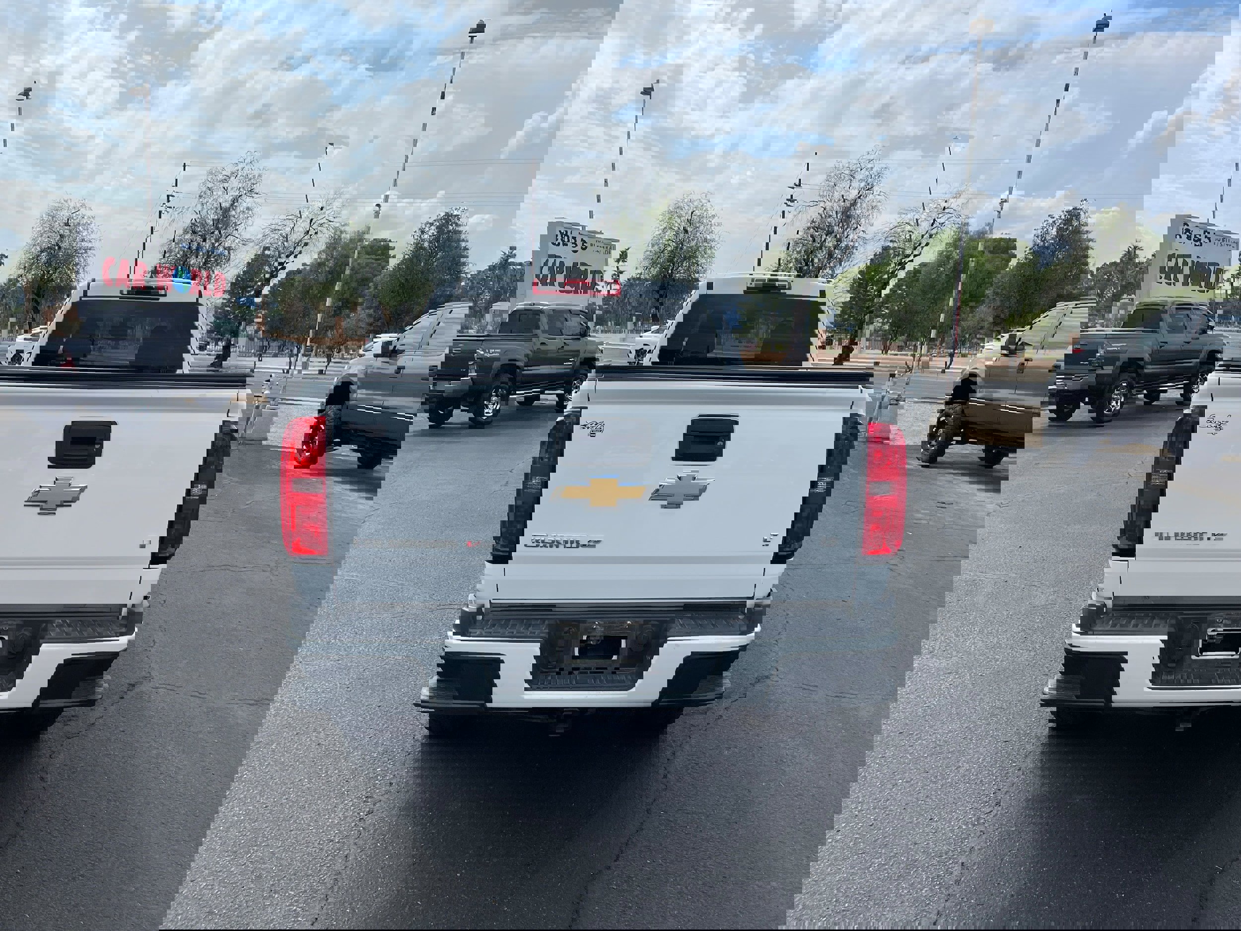 Used 2017 Chevrolet Colorado LT image 4