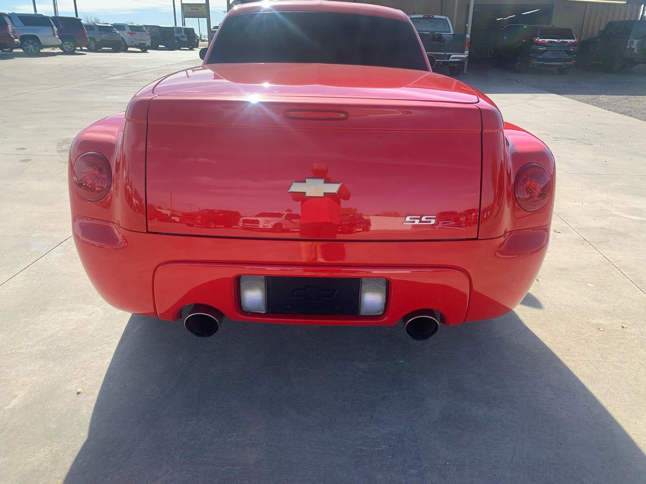 Used 2005 Chevrolet SSR w/ Preferred Equipment Group RWD image 21