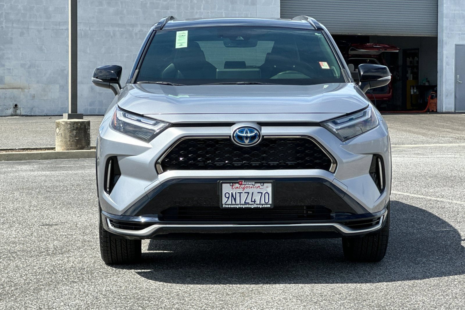Used 2024 Toyota RAV4 XSE w/ Weather Package AWD/4WD image 10