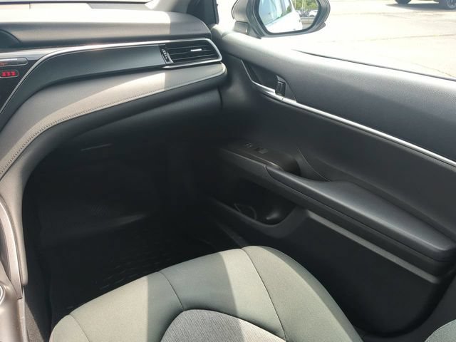 Used 2023 Toyota Camry LE FWD image 15