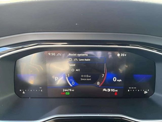 Used 2024 Volkswagen Jetta SE image 14