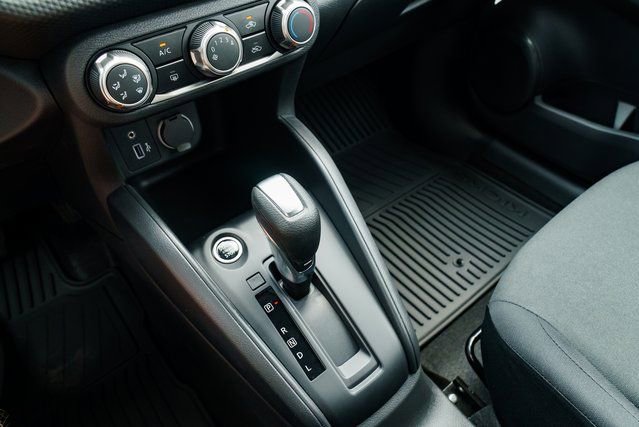 New 2025 Nissan Kicks Play S image 16