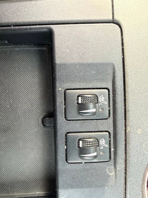 Used 2015 Toyota Camry XLE FWD image 19