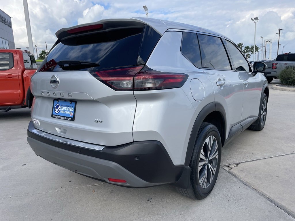 Certified 2021 Nissan Rogue SV image 3
