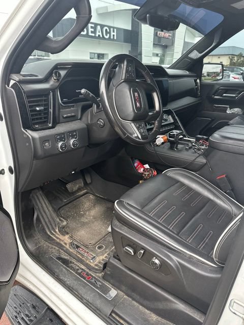 Used 2023 GMC Sierra 1500 AT4X AWD/4WD image 9