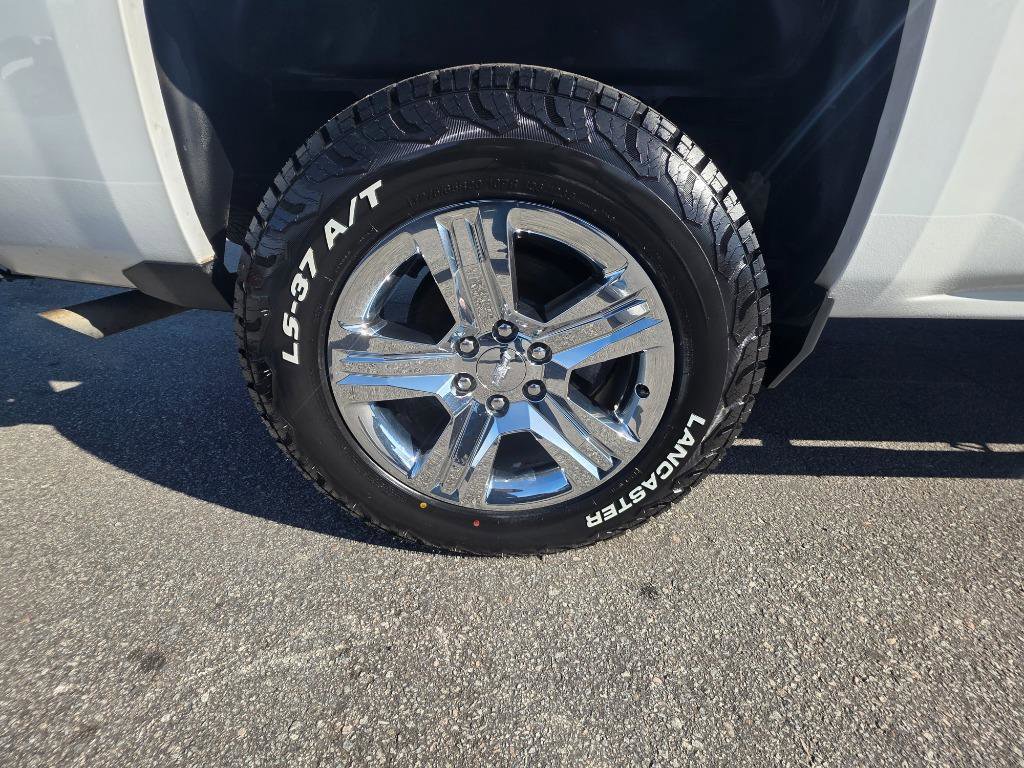 Used 2017 Chevrolet Silverado 1500 Custom w/ Custom Convenience Package image 20