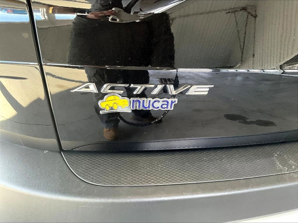 Used 2025 Ford Escape Active AWD/4WD image 28