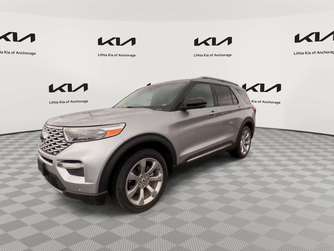 Used 2020 Ford Explorer Platinum AWD/4WD image 4
