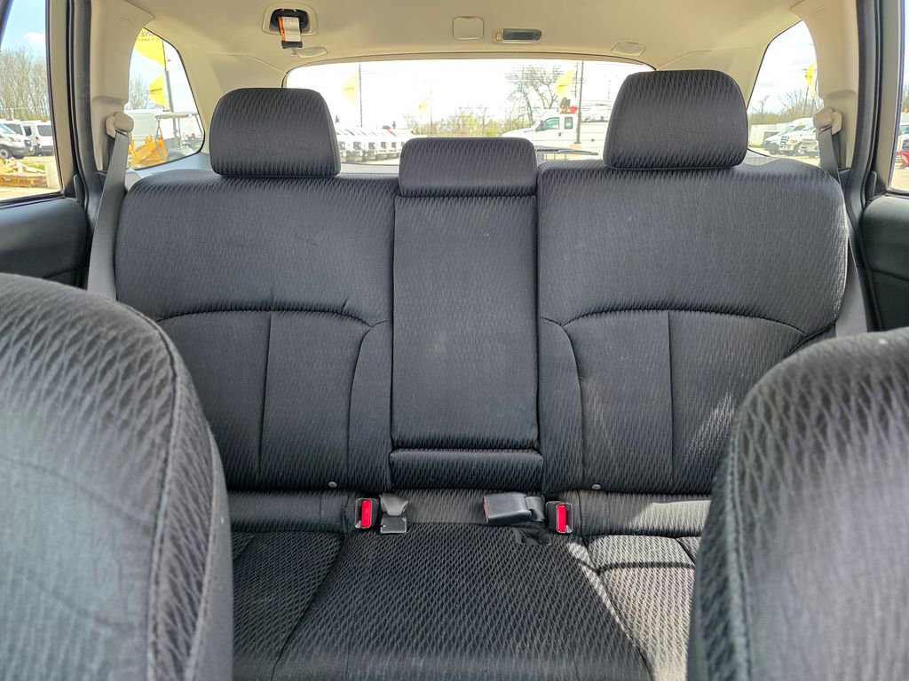 Used 2010 Subaru Outback 2.5i Premium AWD/4WD image 33