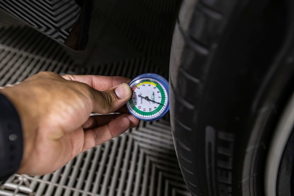 Used 2023 BMW 740i RWD image 44