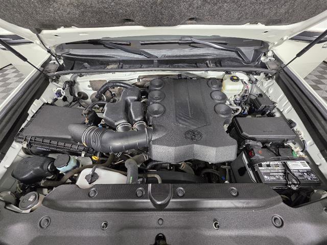 Used 2020 Toyota 4Runner Limited AWD/4WD image 11